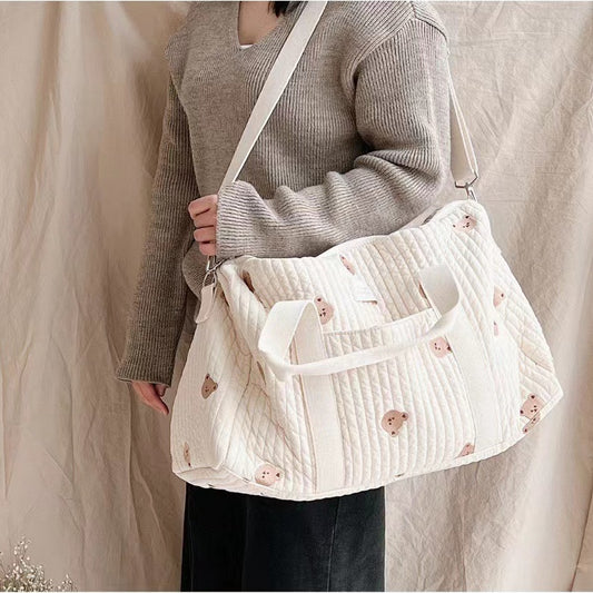 Bolsa de maternidade de algodão feita em quilt industrial com bordados